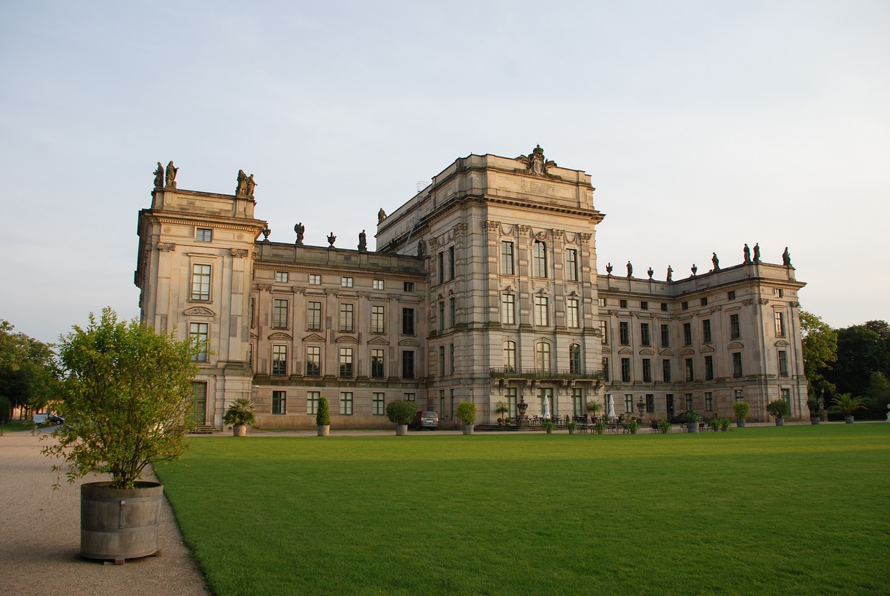 Schlösser und Burgen